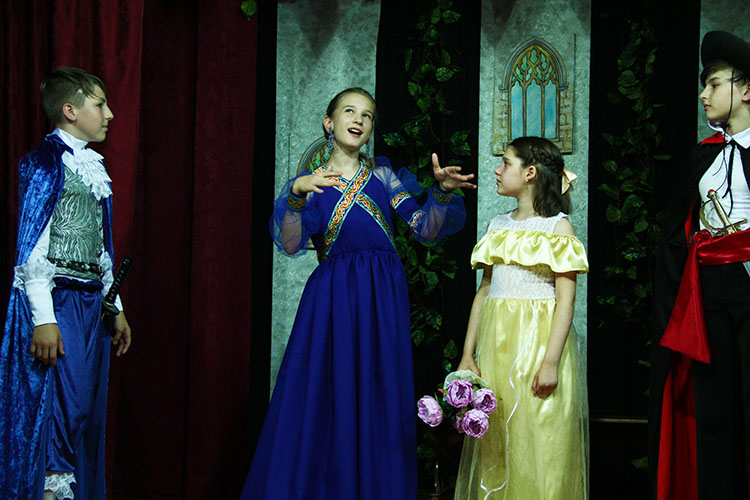 Детский спектакль_Принцесса-прачка_Театральная студия им.Н.В.Гоголя_Актерское мастерство_Театральные курсы_ Одесса_Черемушки_Таирово (4)